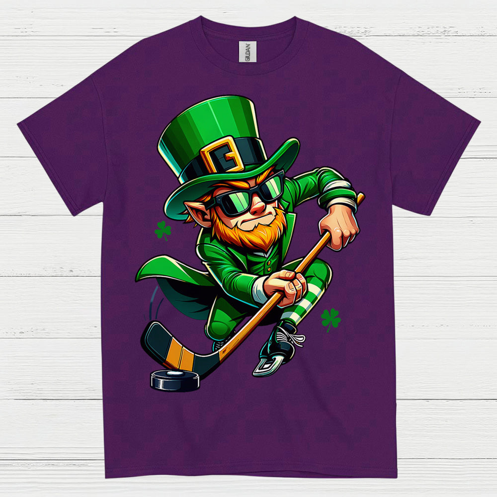 Leprechaun Hockey Player St Patrick’s Day T-Shirt